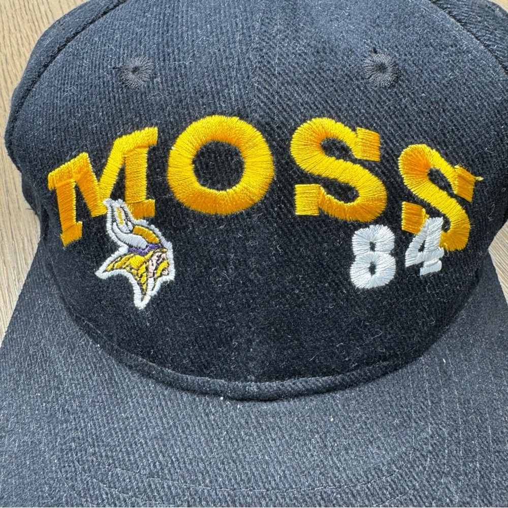 Vintage Randy Moss Minnesota Vikings 84 hat - Picture 2 of 5